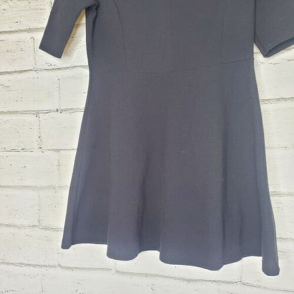 TopShop Black Short Sleeve Thermal Skater Fit & Flare Dress Sz US 8 EUR 40 UK 12 - Picture 3 of 9